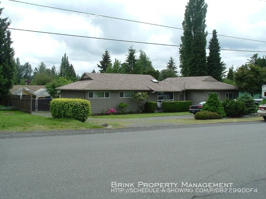 3919 NE 23rd Pl - Photo 2 of 11