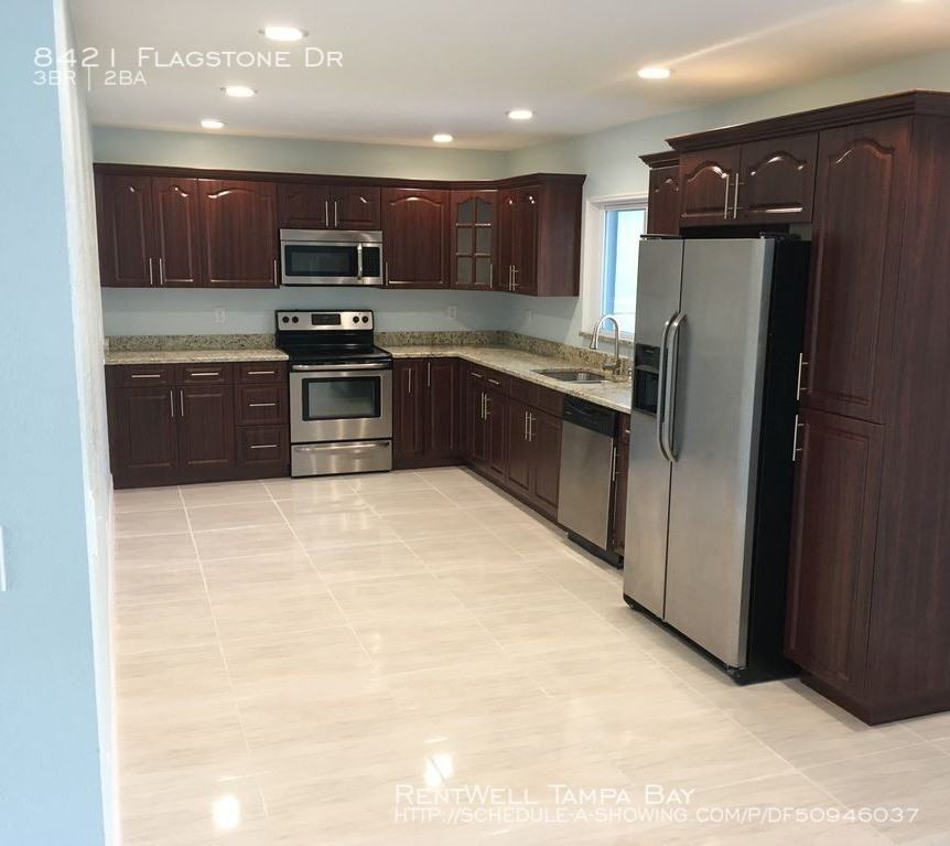 8421 Flagstone Dr - Photo 2 of 13