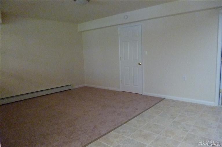 20 Vale Ln - Photo 3 of 13