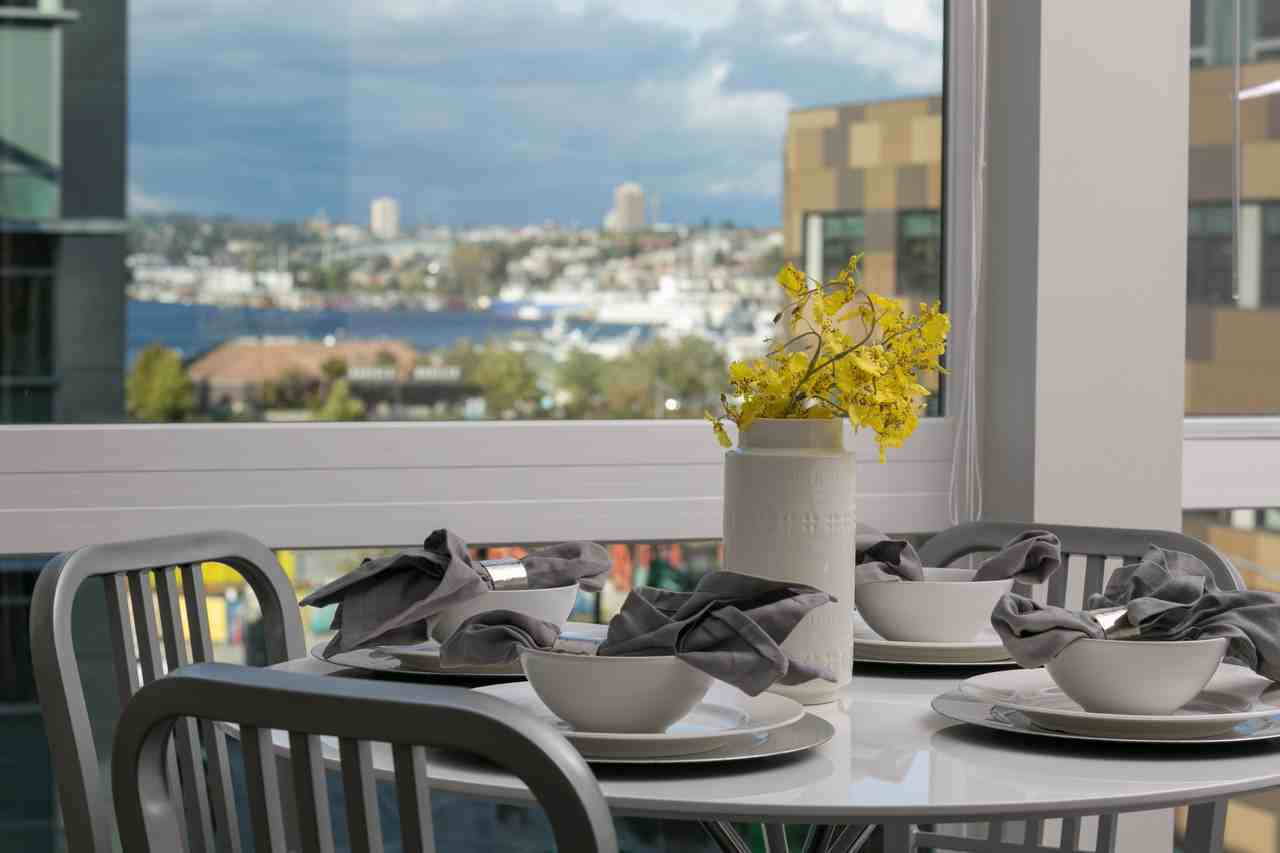 Fox & Finch - Photo 3 of 12