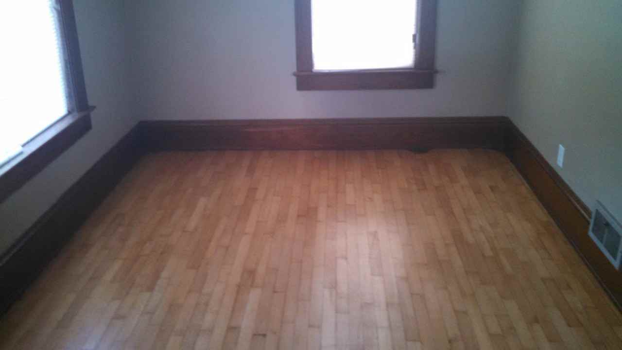 933 W. Harris St. - Photo 2 of 19