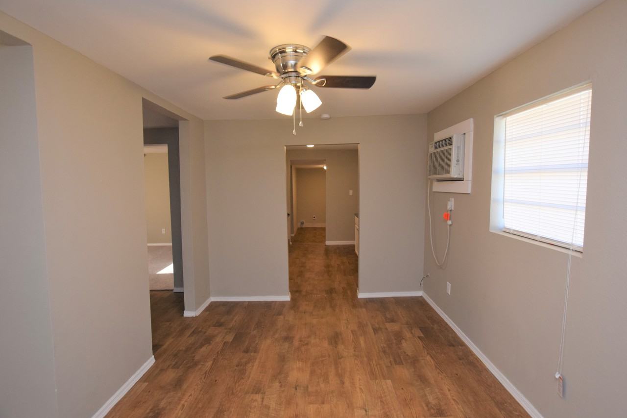 1354 Georgia Rd - Photo 2 of 8