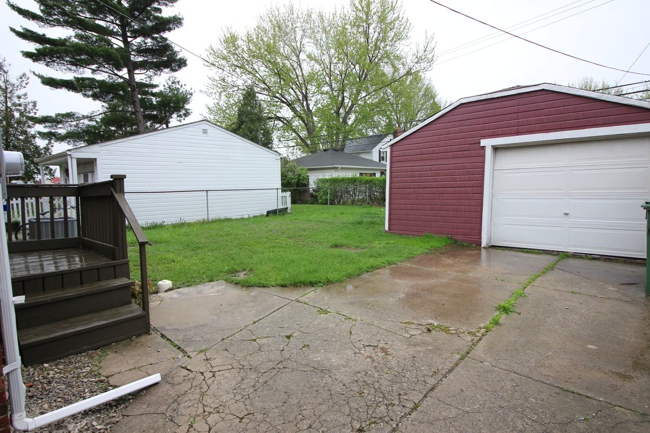 12759 Argyle St - Photo 2 of 20