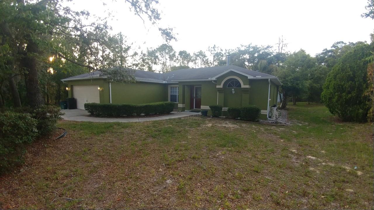 12241 Greenwood St - Photo 2 of 26