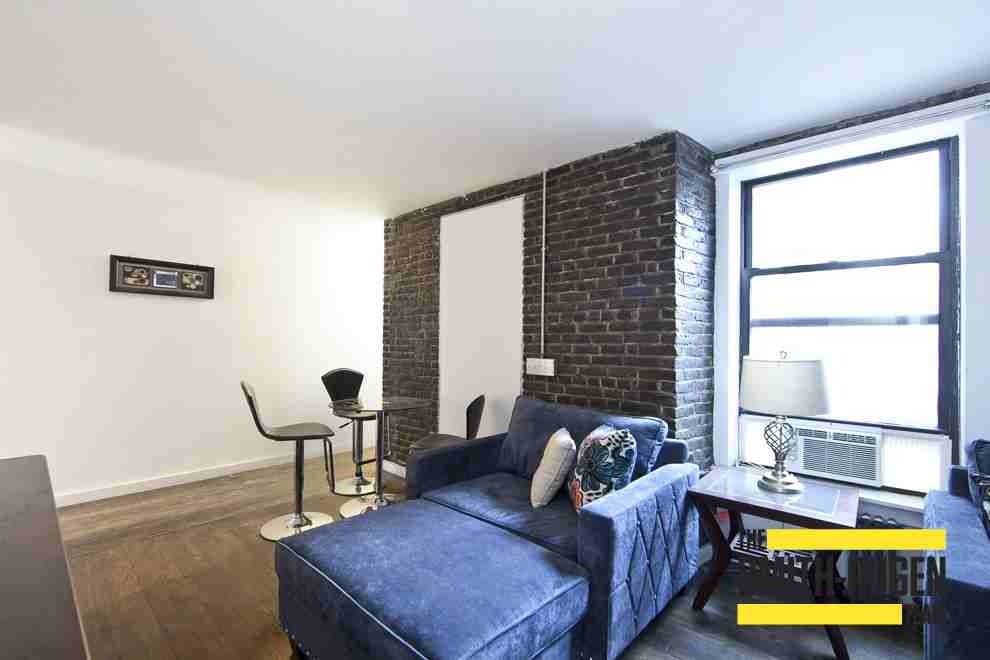 83 Baxter Street - Photo 3 of 15