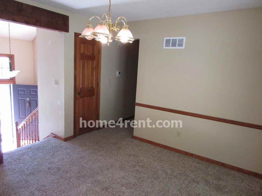 5723 Marty St - Photo 3 of 15