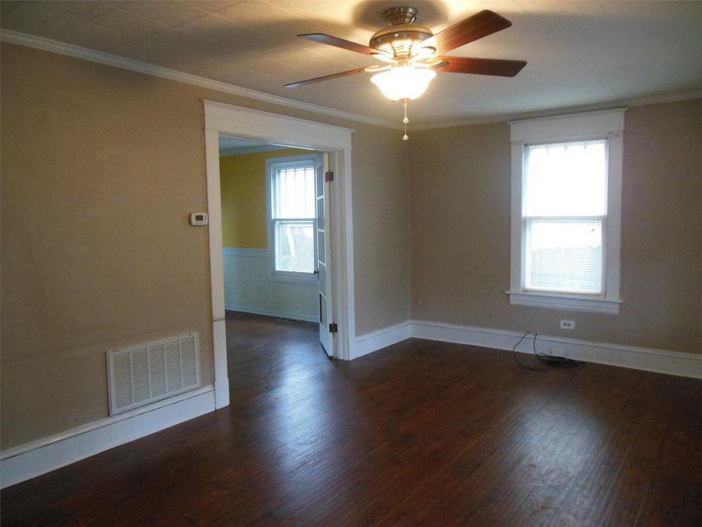 1029 Pechin Ave SE - Photo 3 of 11