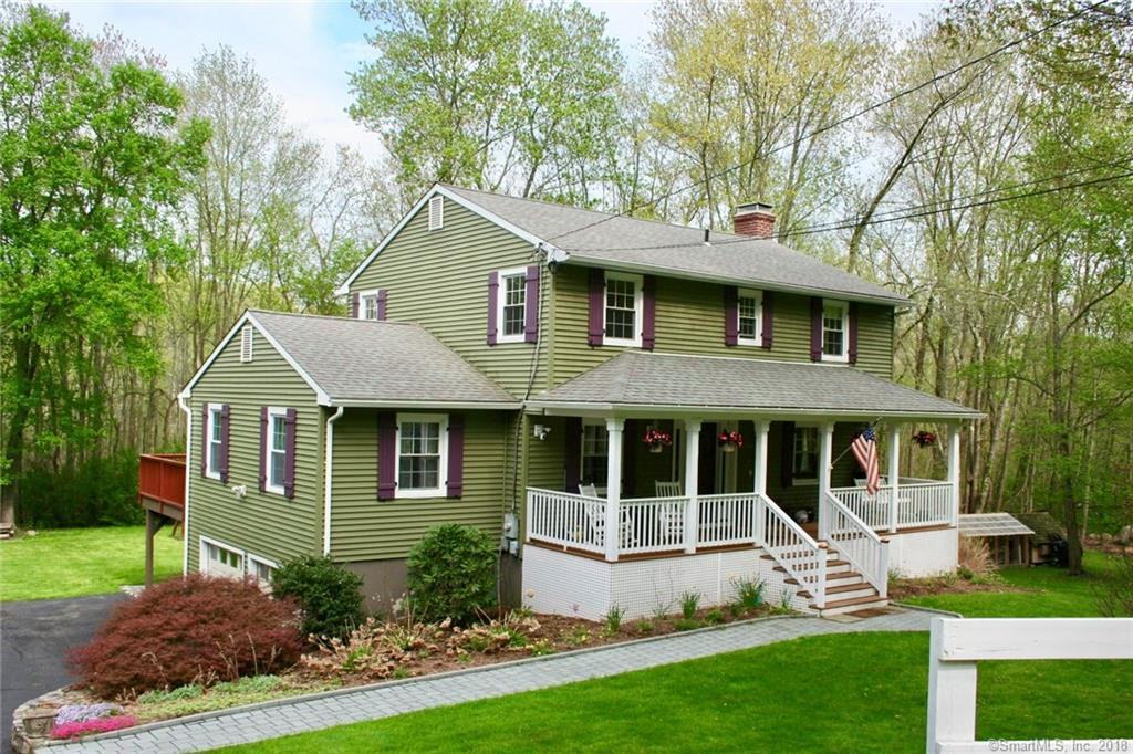 33 Crestview Dr - Photo 2 of 23