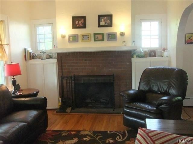 31 Church St - Photo 3 of 12