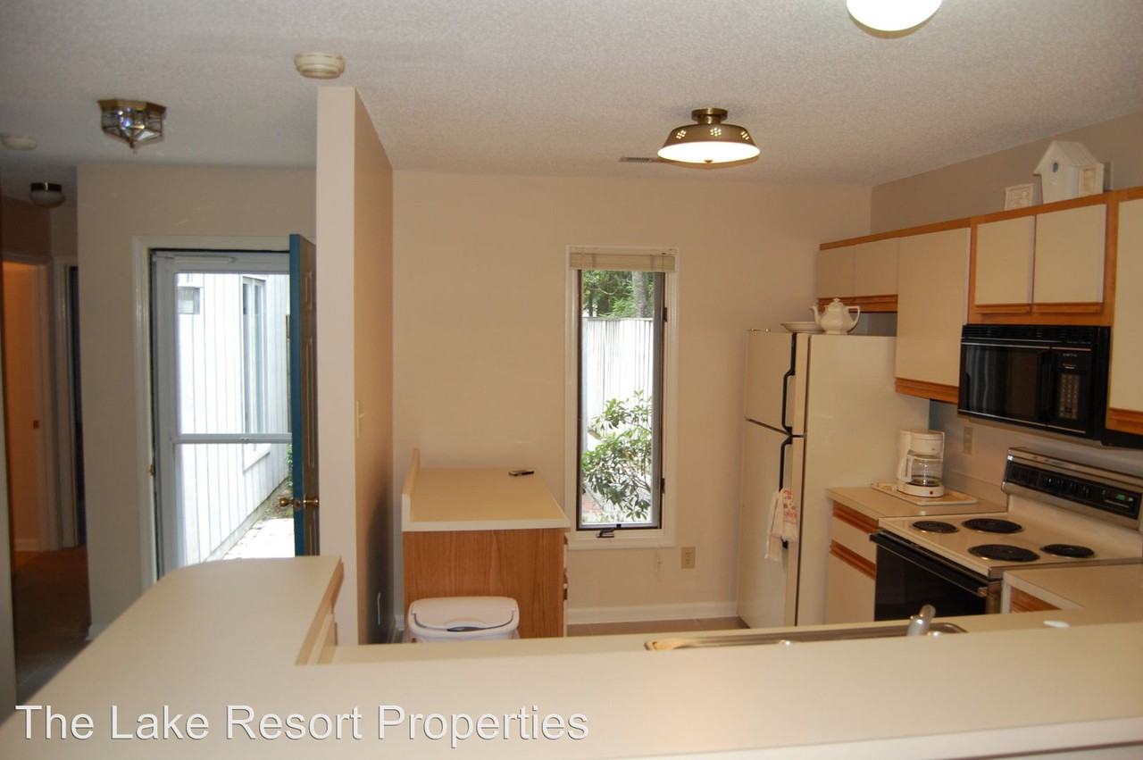 101 Mallard Cove - Photo 3 of 12