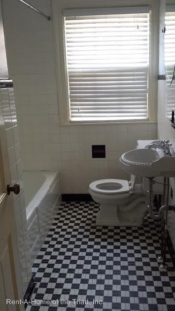 2029 Walker Ave - Photo 3 of 6