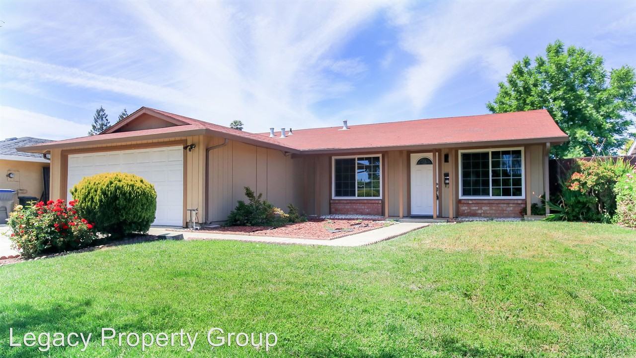 1728 Goldentree Dr - Photo 2 of 20