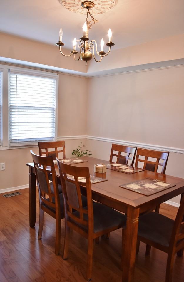 12310 Mt Pleasant Dr - Photo 3 of 10