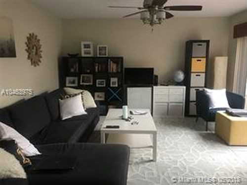 11077 Longboat Dr - Photo 3 of 8