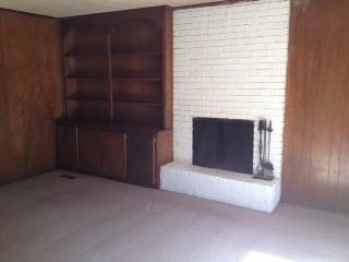 1919 N Moulton Ct - Photo 3 of 9