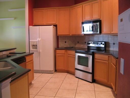 1212 Stone Harbour Rd - Photo 2 of 9