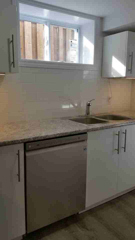 6 Trenholme Crescent - Photo 2 of 7