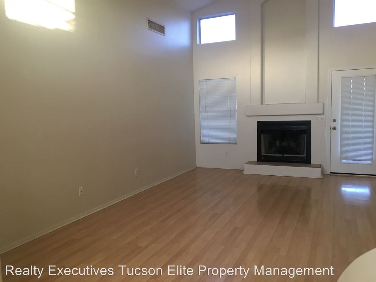 8305 N Solitude Way - Photo 3 of 8