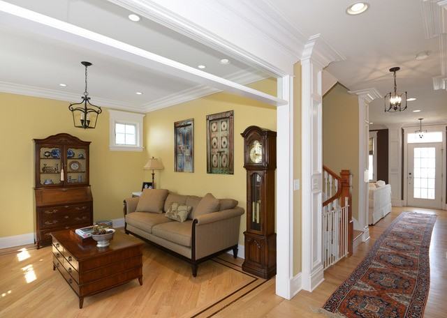 525 Park Dr - Photo 3 of 30