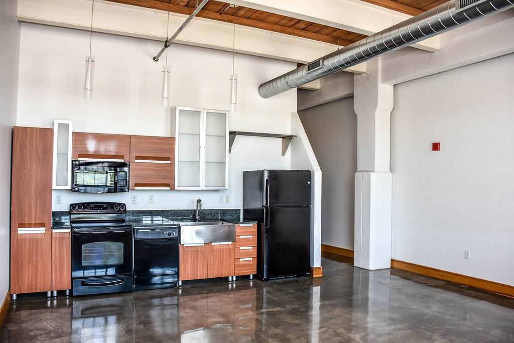 Windows Lofts - Photo 2 of 16