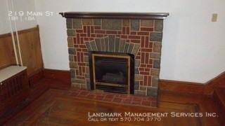 219 Main St #1 - Photo 3 of 6