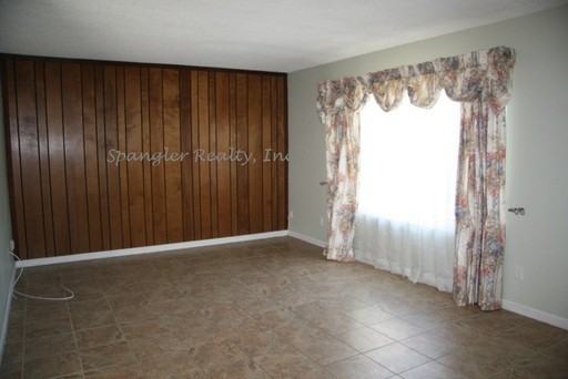 4091 Lake Blvd - Photo 3 of 7