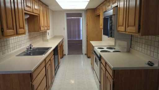 2701 Whitehurst Dr - Photo 2 of 21