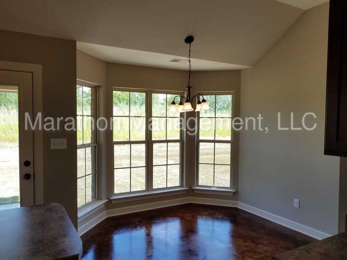 8894 Smith Rd - Photo 3 of 11