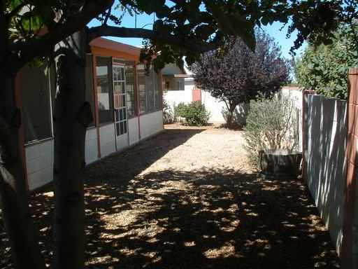 112 Arrowhead Dr - Photo 3 of 22