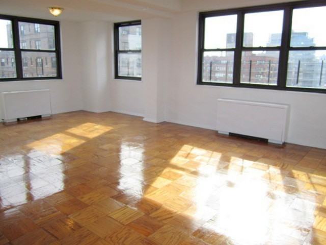 Irving Pl & E 16th St #18B