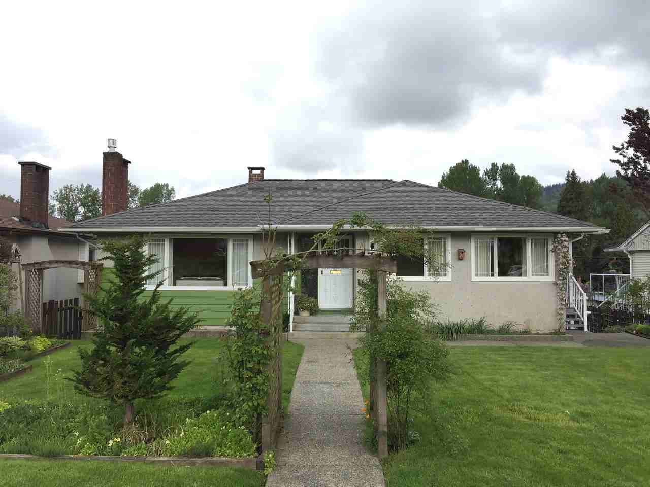 3125 Astor Drive, Burnaby, BC V3J 1K2 4 Bedroom House for 2,800/month