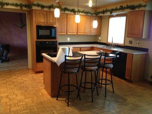 858 S Meadowlark Ln - Photo 3 of 20