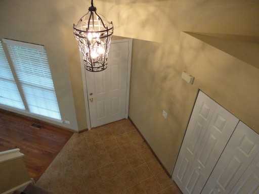 4620 Rolling Hills Dr - Photo 2 of 16