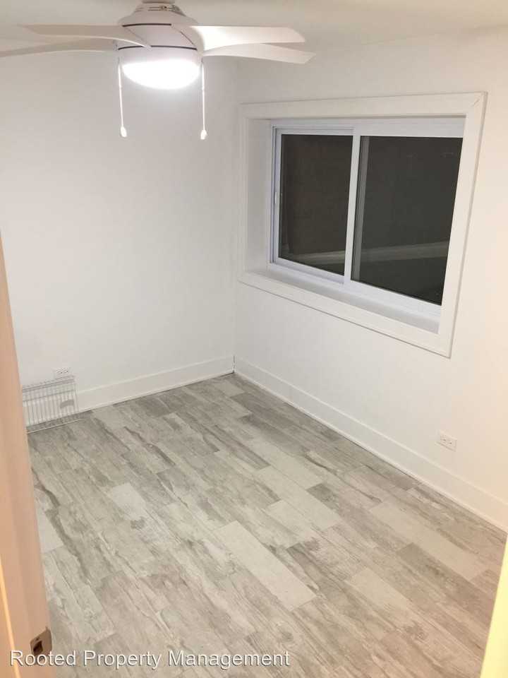 5852 W Irving Park Rd - Photo 2 of 4