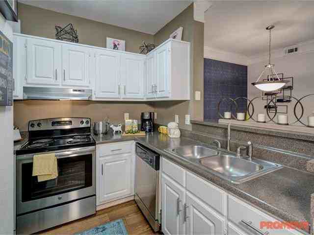 Merritt at Sugarloaf - Photo 3 of 10