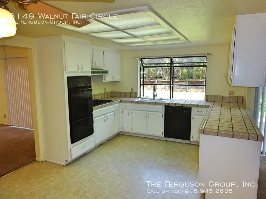 8149 Walnut Fair Cir - Photo 3 of 11