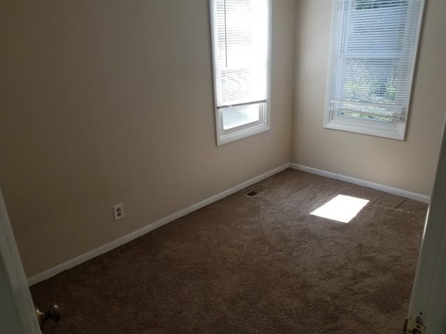 3505 W Meadow Ln - Photo 3 of 6