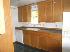 3305 E Olive St - Photo 2 of 5