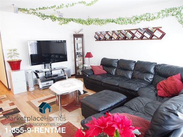 2101 Pine St - Photo 3 of 14