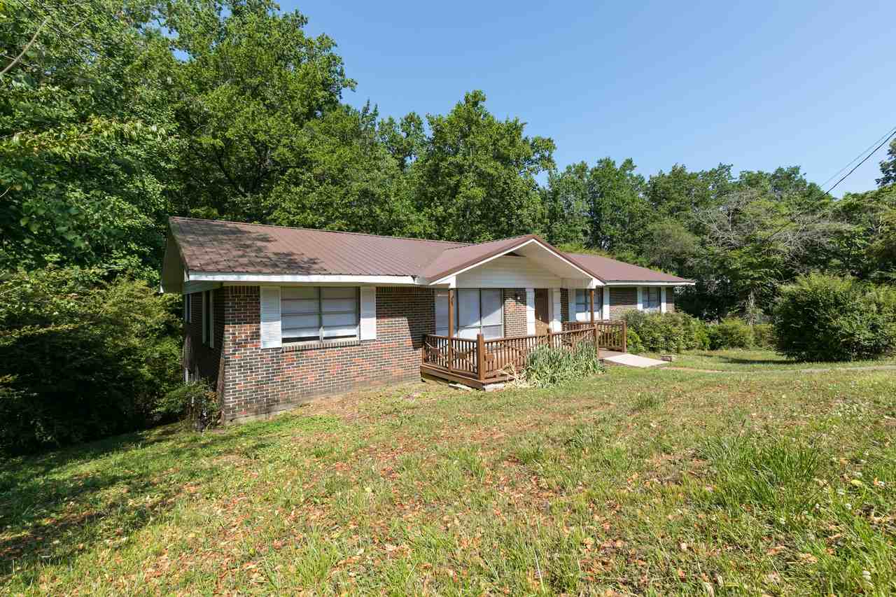 5449 Robin Cir - Photo 2 of 31