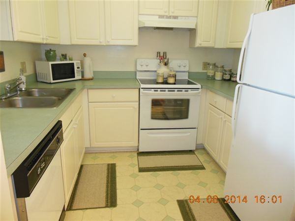 Tome's Landing - Photo 3 of 10