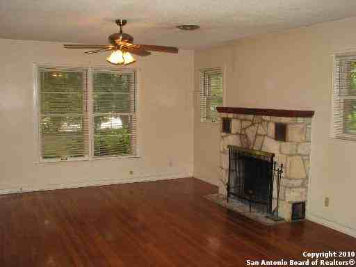 431 Turner Ave - Photo 3 of 13