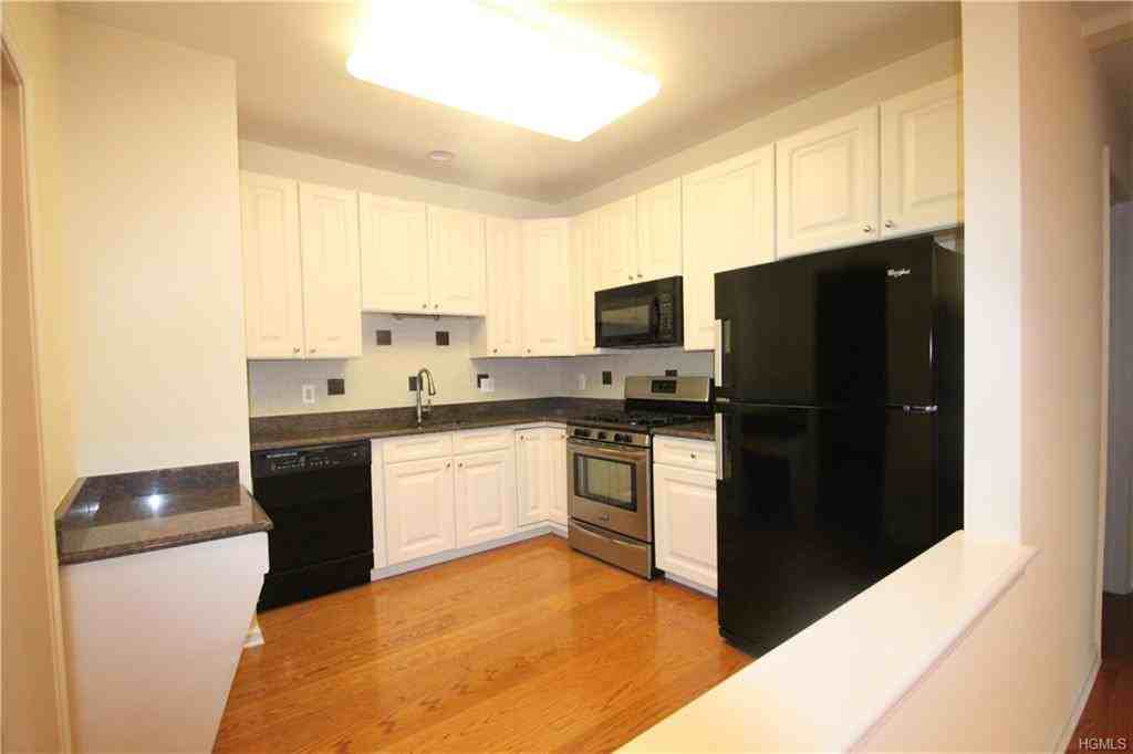 24 N De Baun Ave #304 - Photo 3 of 14