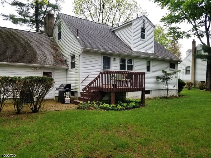 131 Magnolia Ave - Photo 2 of 2