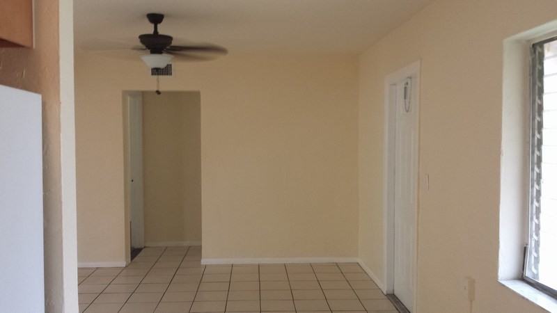 6435 SW 18th St - Photo 3 of 14