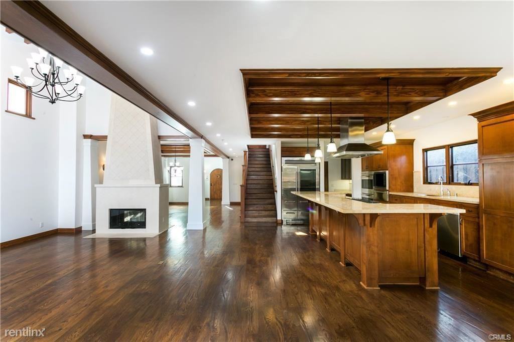 3608 Pacific Ave - Photo 3 of 27