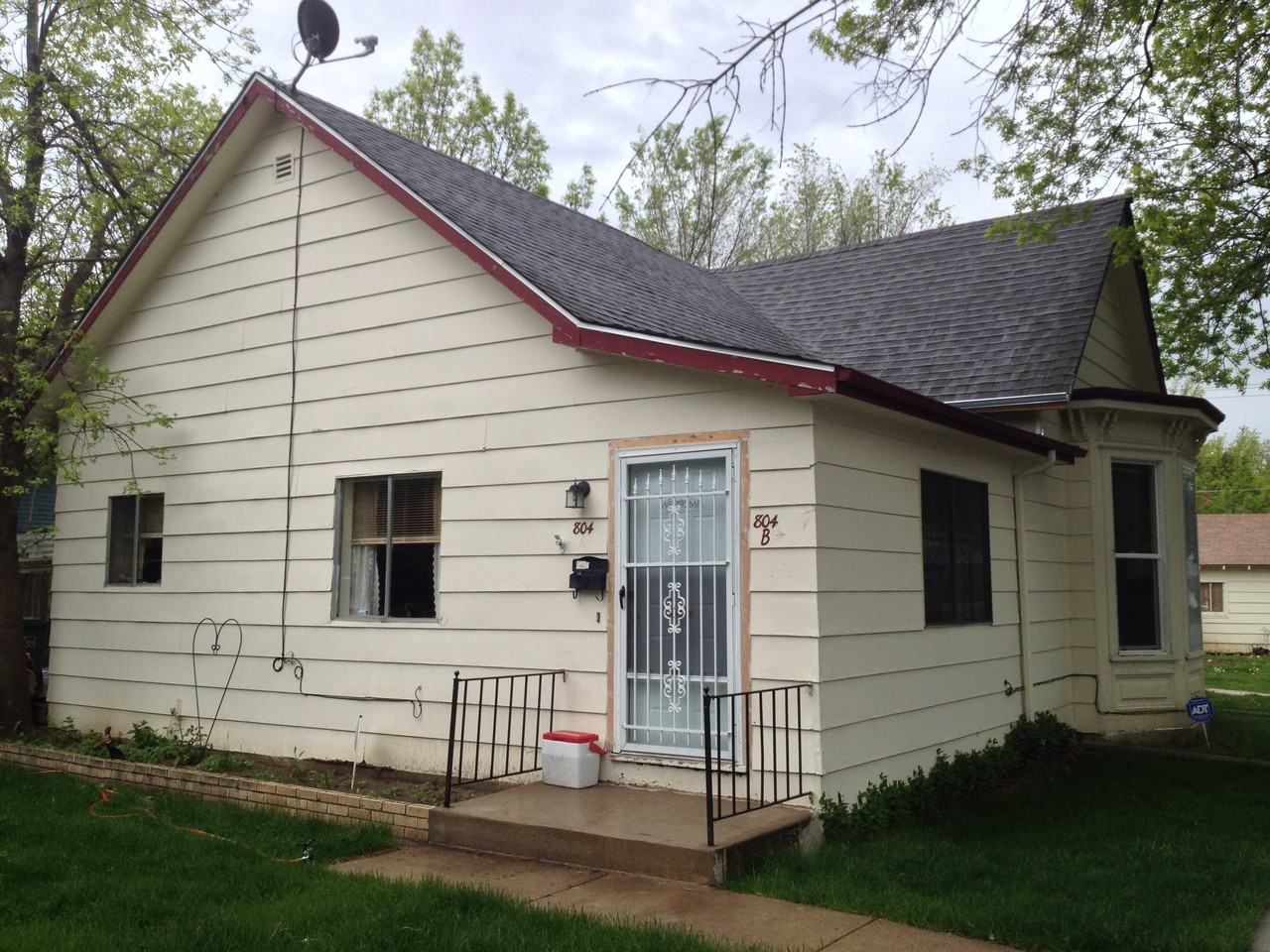 804 E. 7th St. - Photo 3 of 11