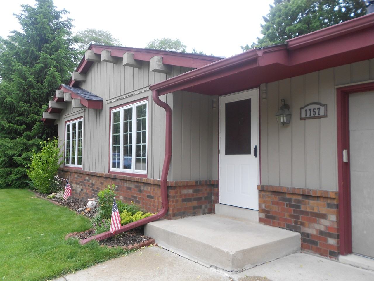 1757 Blackhawk Trail - Photo 2 of 15
