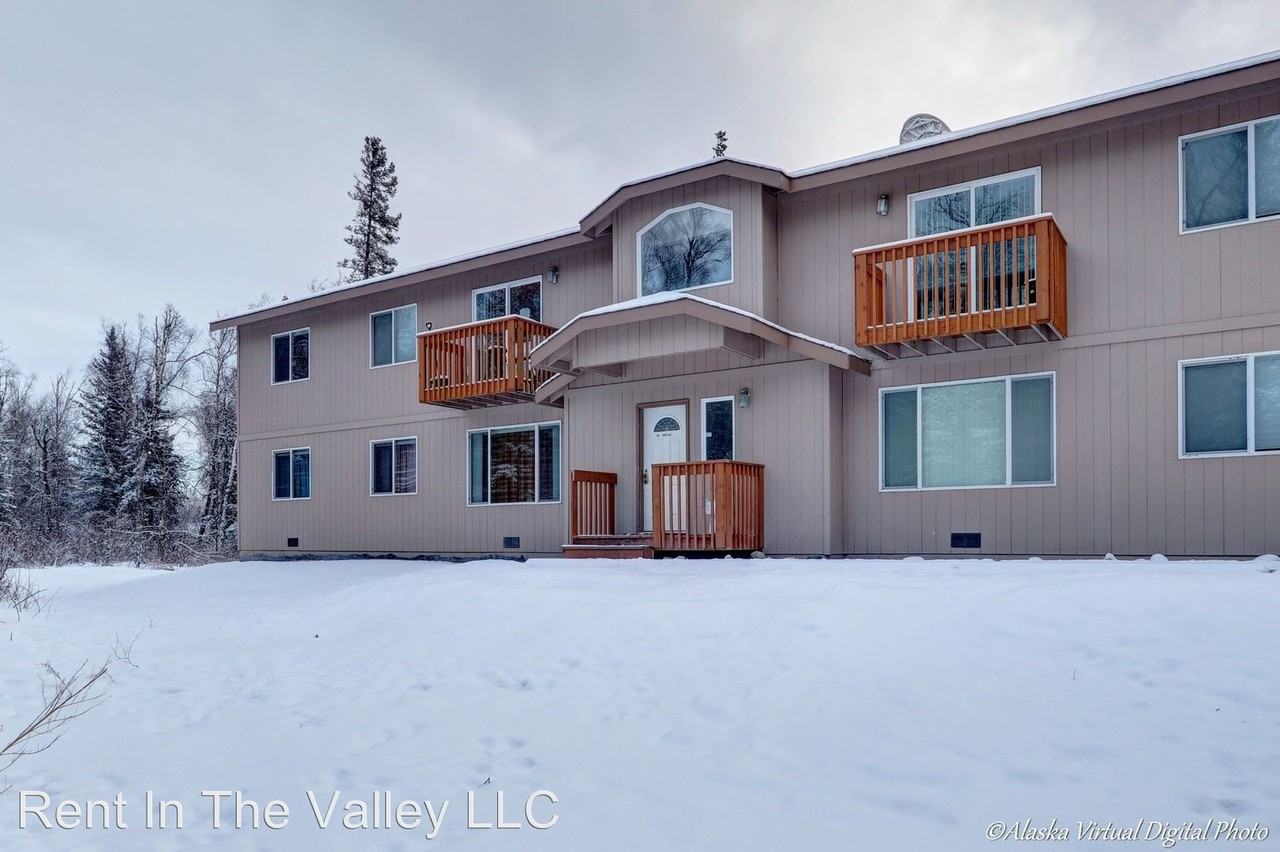 395 E Victor Circle - Photo 3 of 23