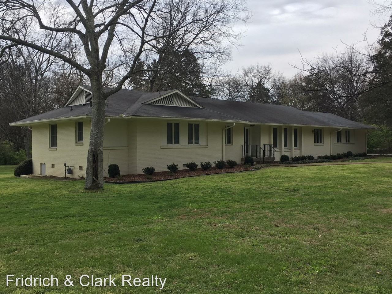 6004 Ashland Dr - Photo 3 of 34